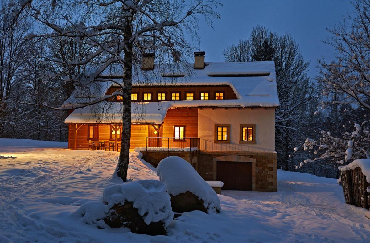 Na Jeleni Stezce Villa Chribska Exterior photo